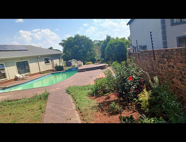 4 BEDROOM HOUSE FOR SALE IN CLAYVILLE